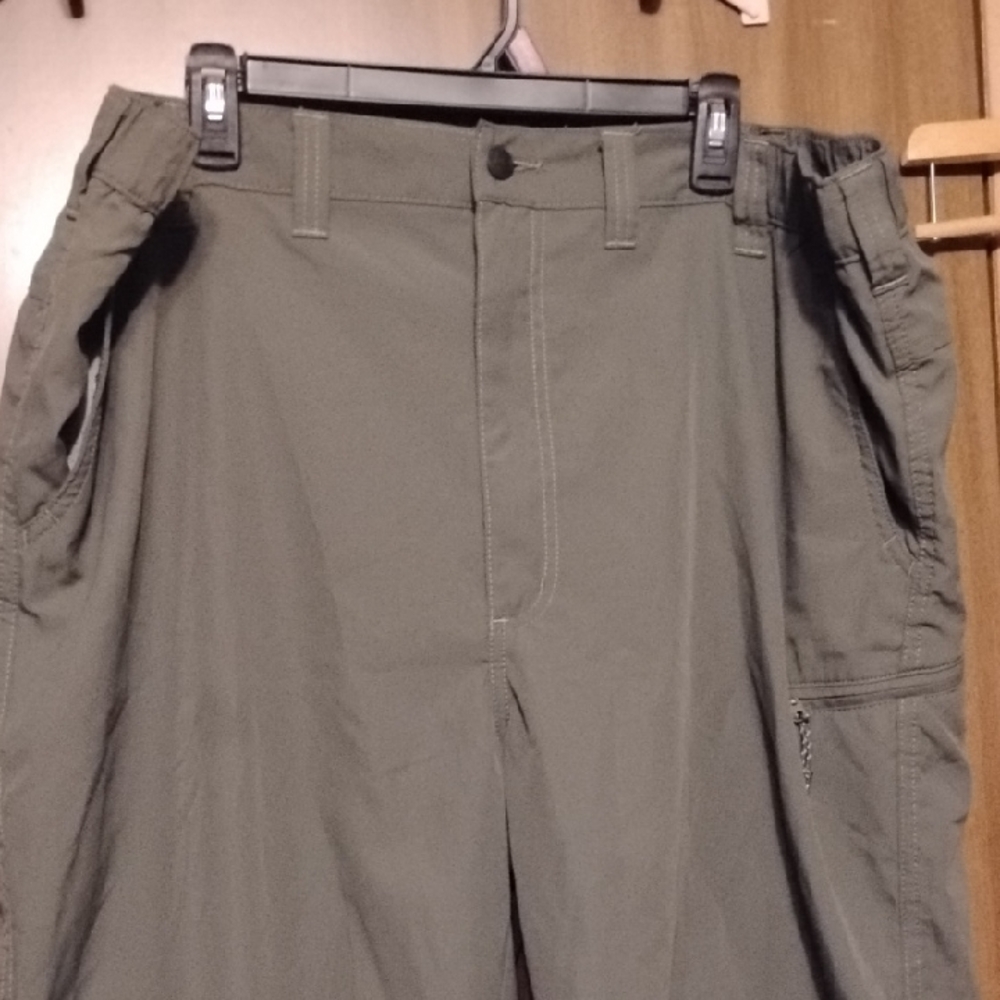 Men's 44 Flat Front Shorts